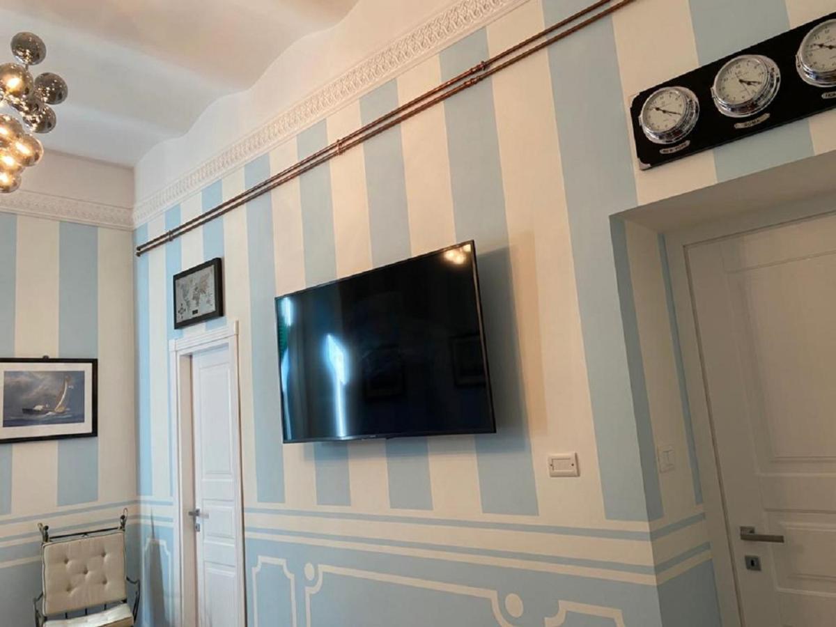 Regal House Anzio 2 Exterior photo